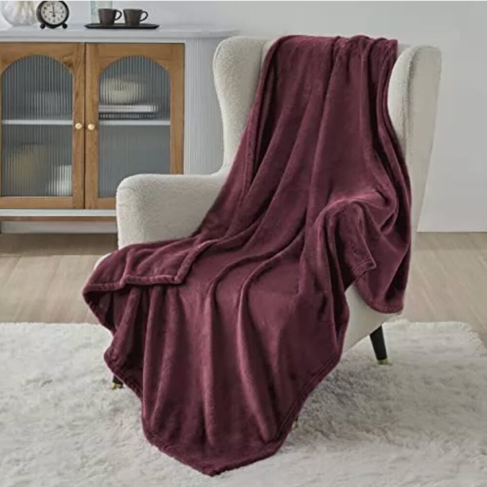 Calvin Klein Burgundy King Blanket Comfort  Super Soft